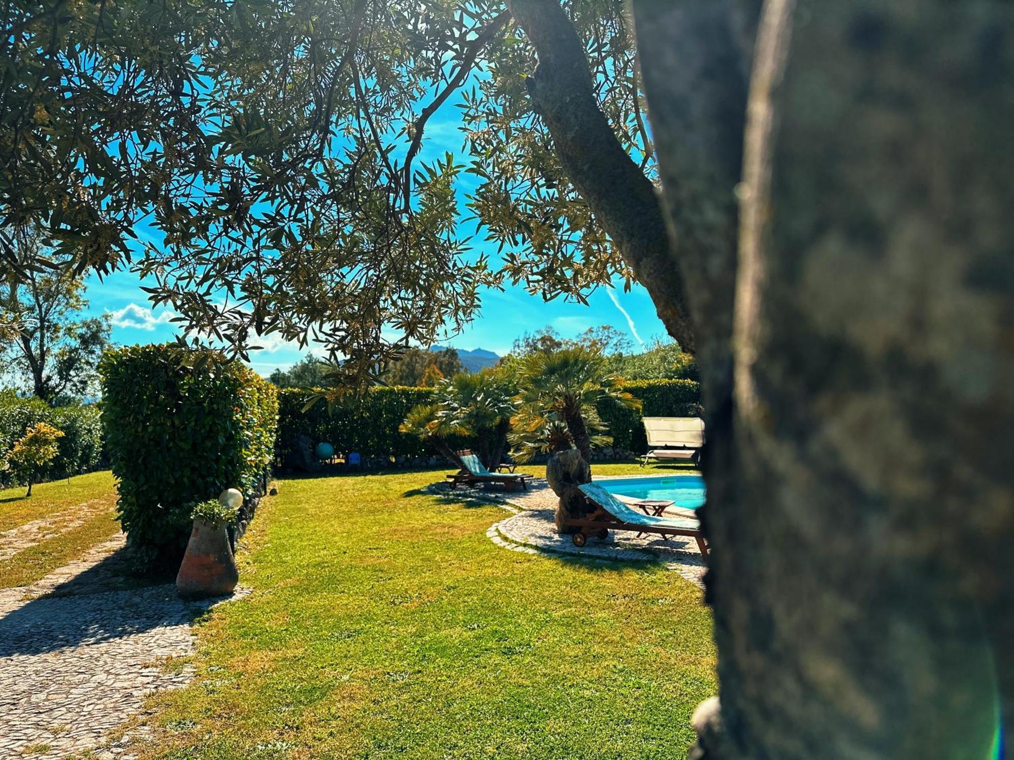 Villa Niloan Olbia Kültér fotó